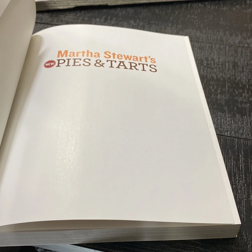 Martha Stewart’s Pies & Tarts First Edition 2011